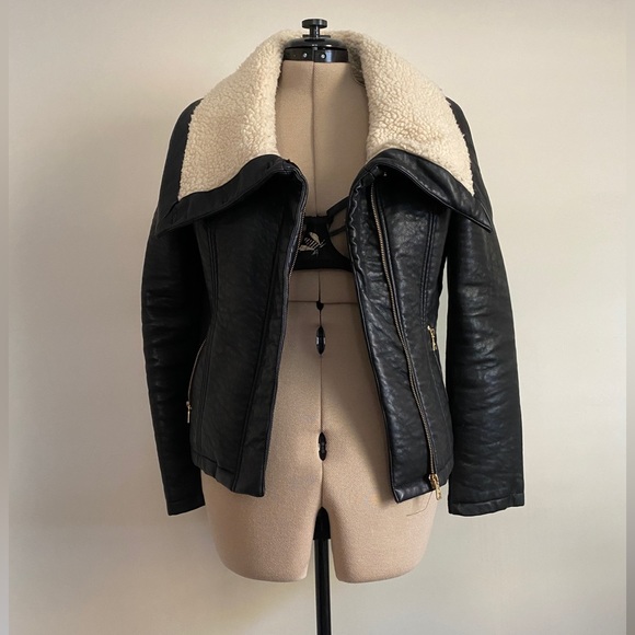 Shearling style  vegan leather jacket - Picture 3 of 9